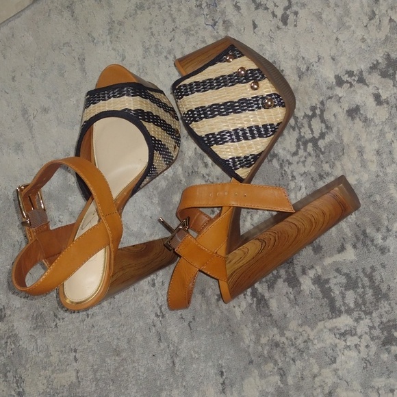 Jessica Simpson Shoes - Picture 2 of 4